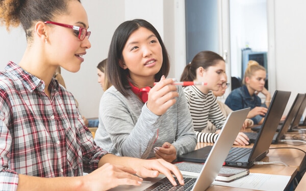 Staying Safe Online in 2022 – Think Before You Click!